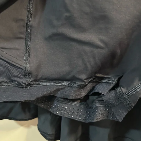 lululemon athletica navy layered mini skirt - Picture 3 of 6